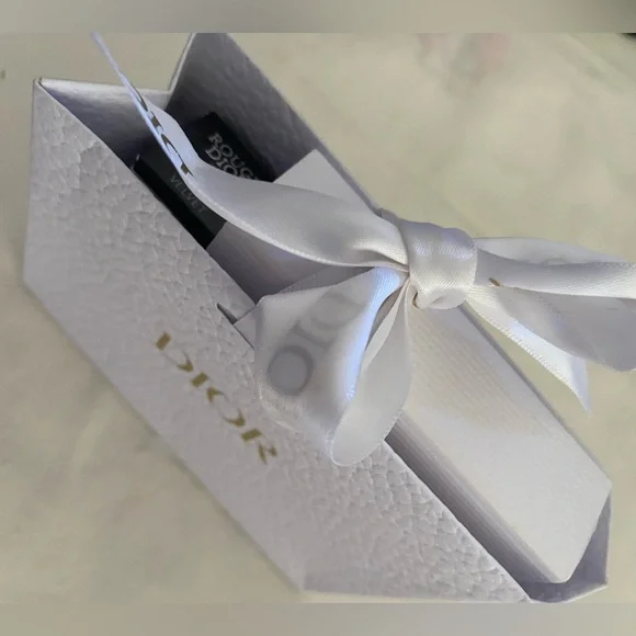 Dior Jadore Sample Set Dior Lip Care in a Dior Gift Bag White and Gold Elegance - Picture 7 of 7
